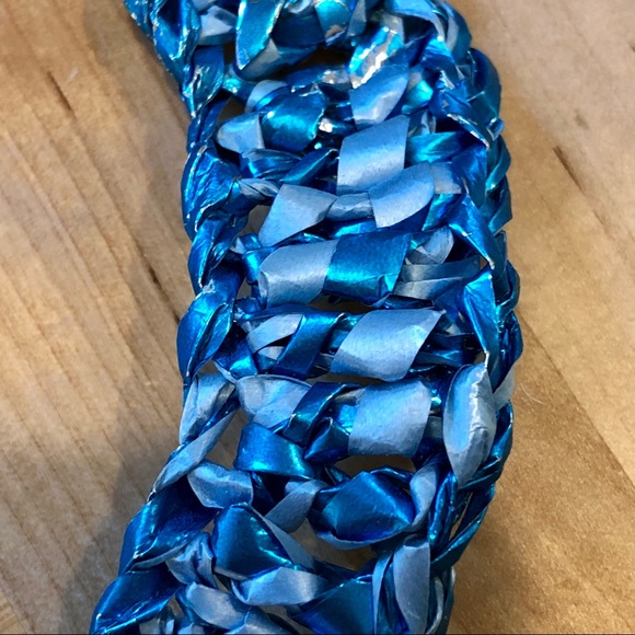 NWOT Jewelry Designer Mirit Weinstock necklace woven Rafia and ceramic bow - Picture 5 of 14